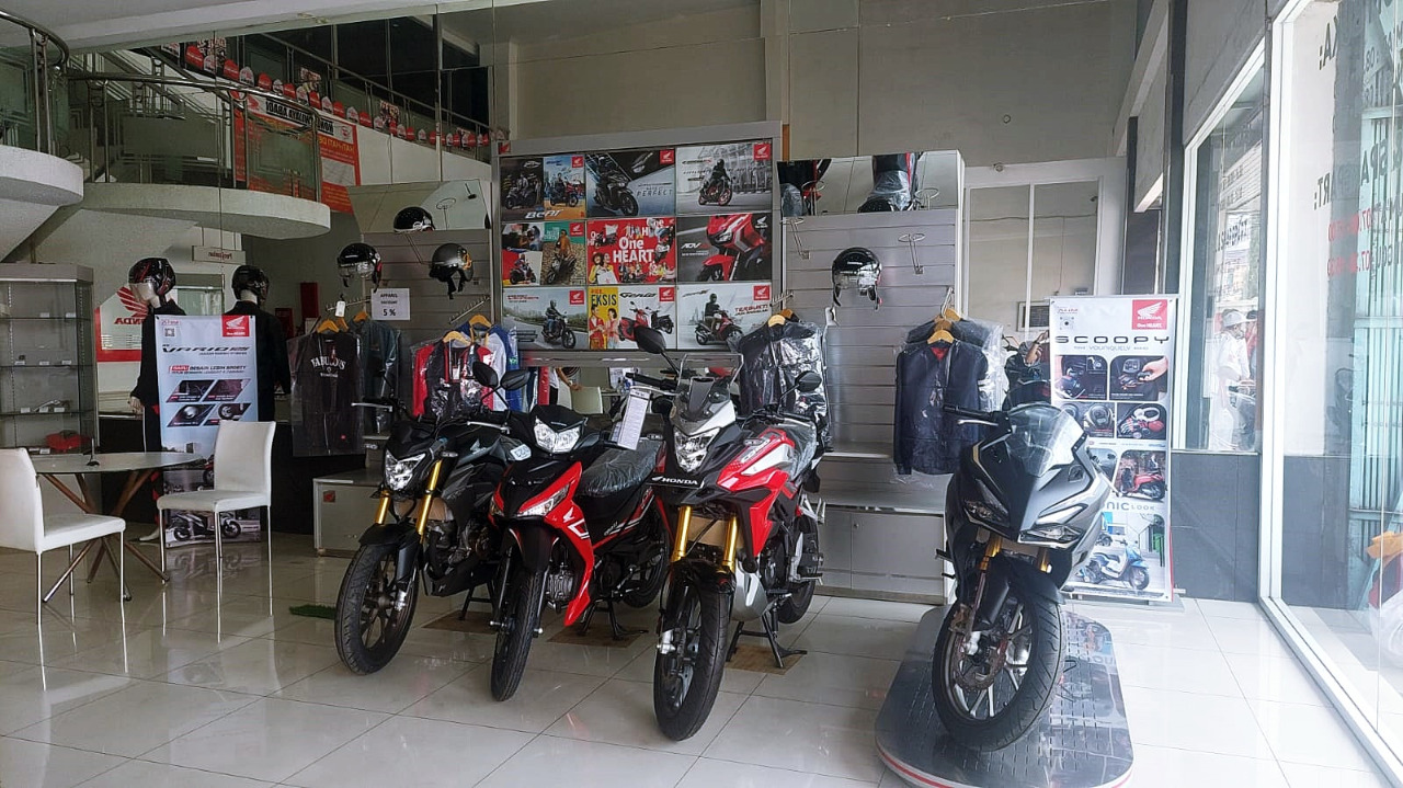 Ruang Tunggu Nyaman Dealer Honda Bandung